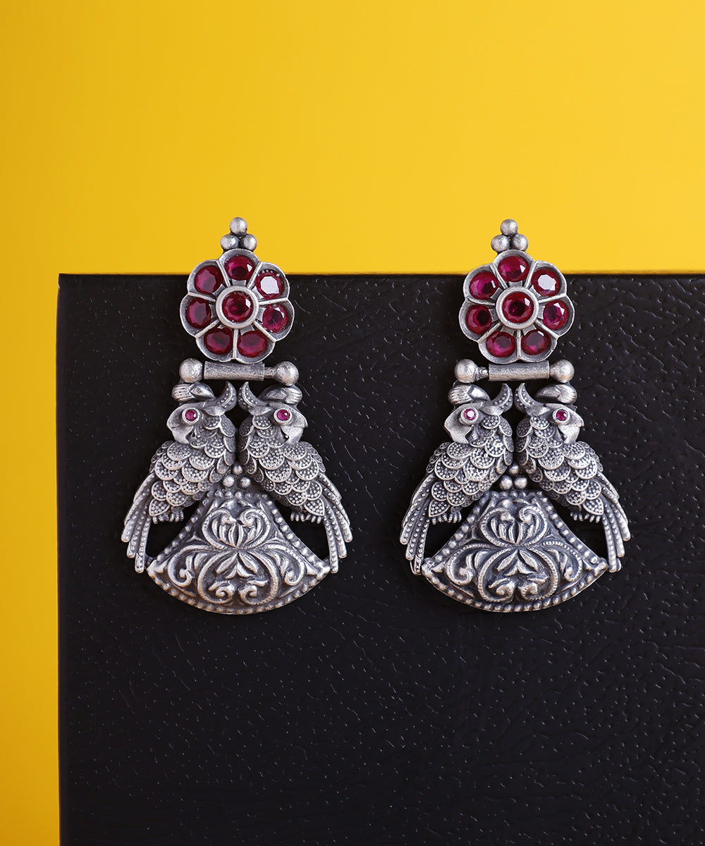 Kia_Handcrafted_Oxidised_Pure_Silver_Earrings_With_Kempstones_And_Peacock_Motifs_WeaverStory_01