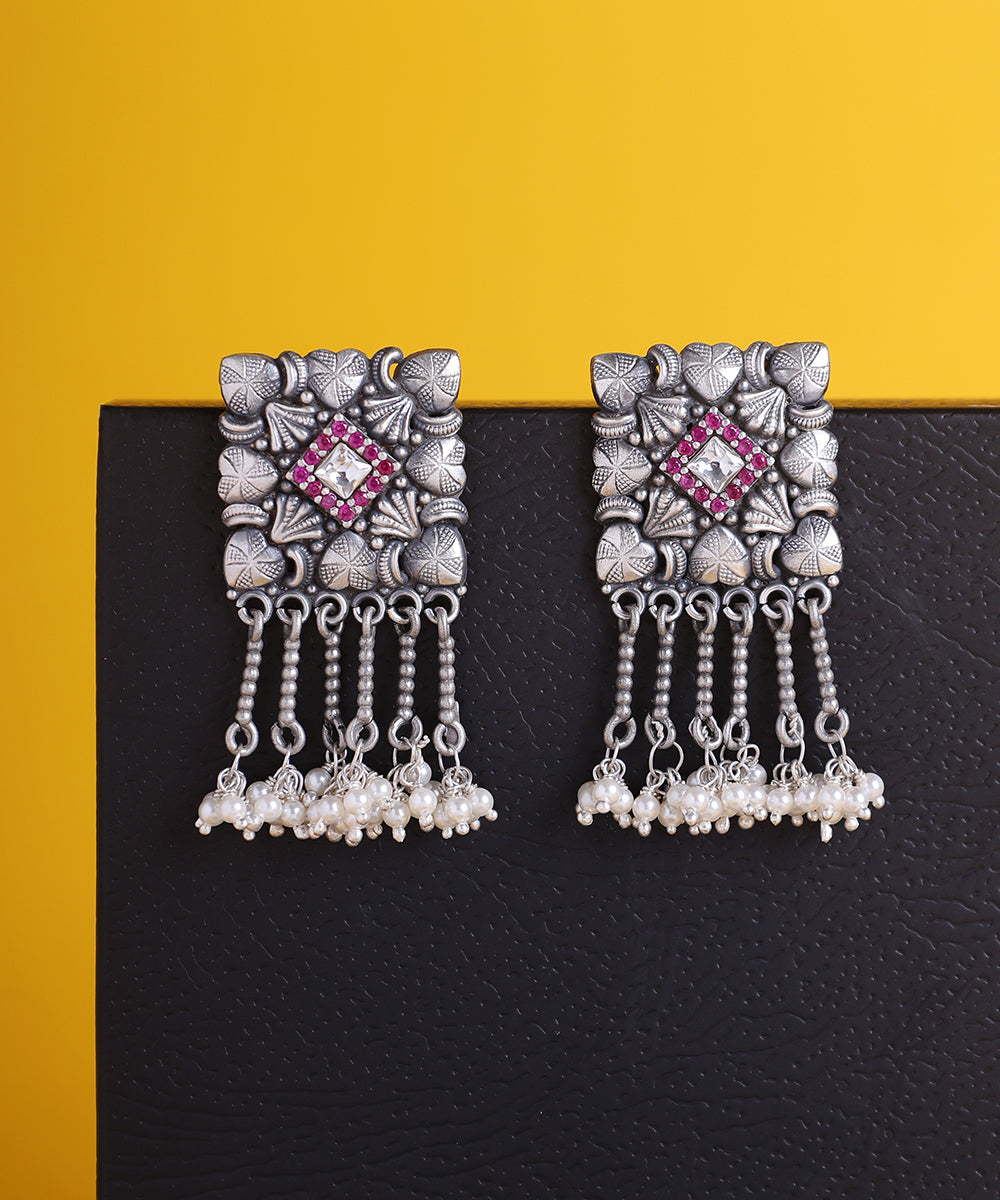 Ziba_Handcrafted_Oxidised_Pure_Silver_Earrings_With_Kempstones_WeaverStory_01