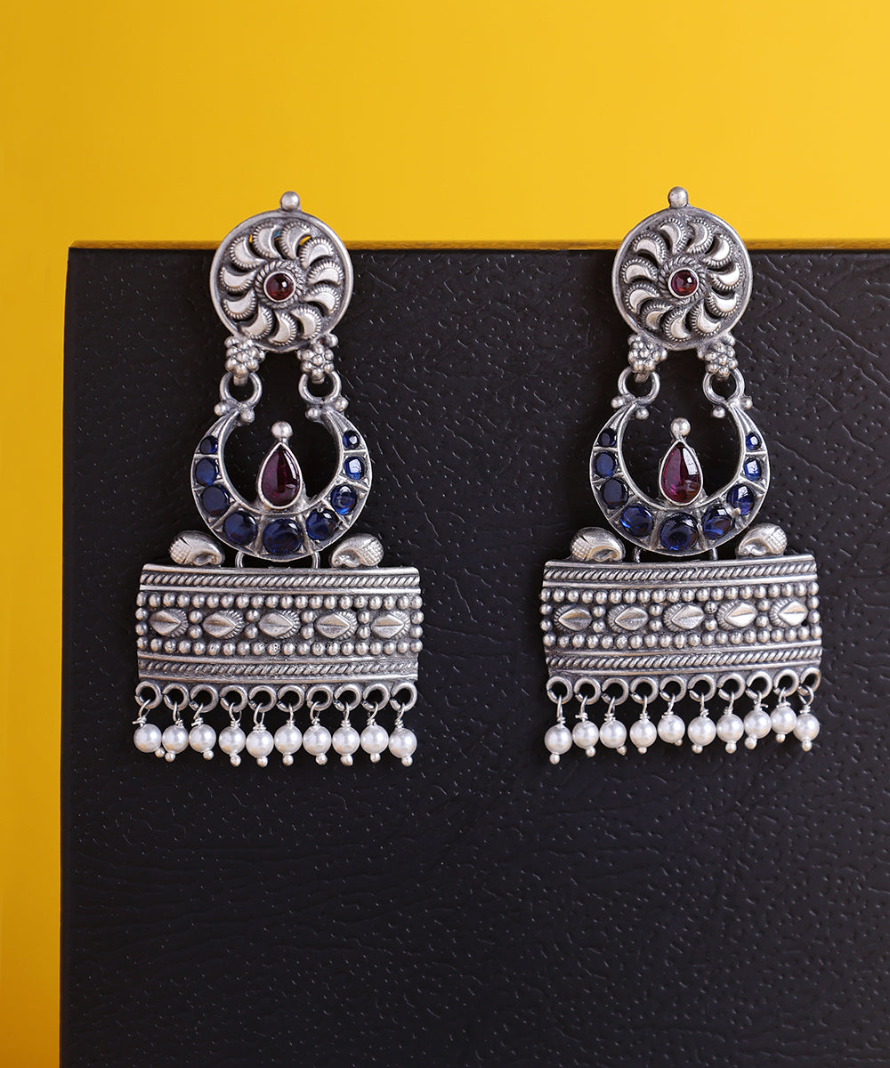 Ruhi_Handcrafted_Oxidised_Pure_Silver_Earrings_With_Pearls_And_Kempstones_WeaverStory_01