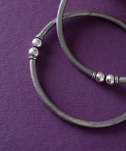 Tanvi_Handcrafted_Pure_Silver_Anklets_WeaverStory_02