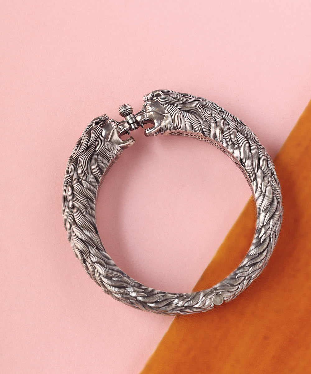 Viraaj_Handcrafted_Pure_Silver_Makara_Kada_WeaverStory_01