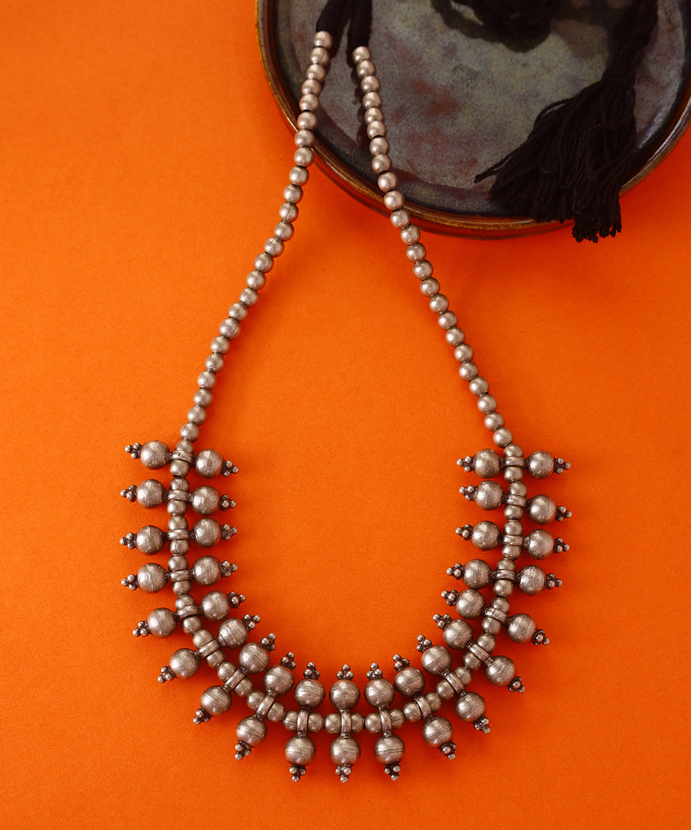 Veda_Handcrafted_Pure_Silver_Necklace_WeaverStory_01