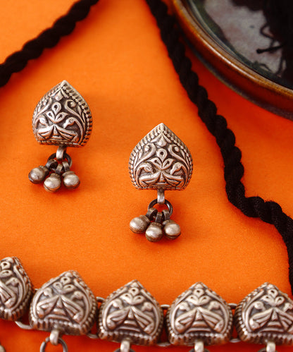 Kaveri_Handcrafted_Pure_Silver_Choker_Set_With_Ghungroos_WeaverStory_03