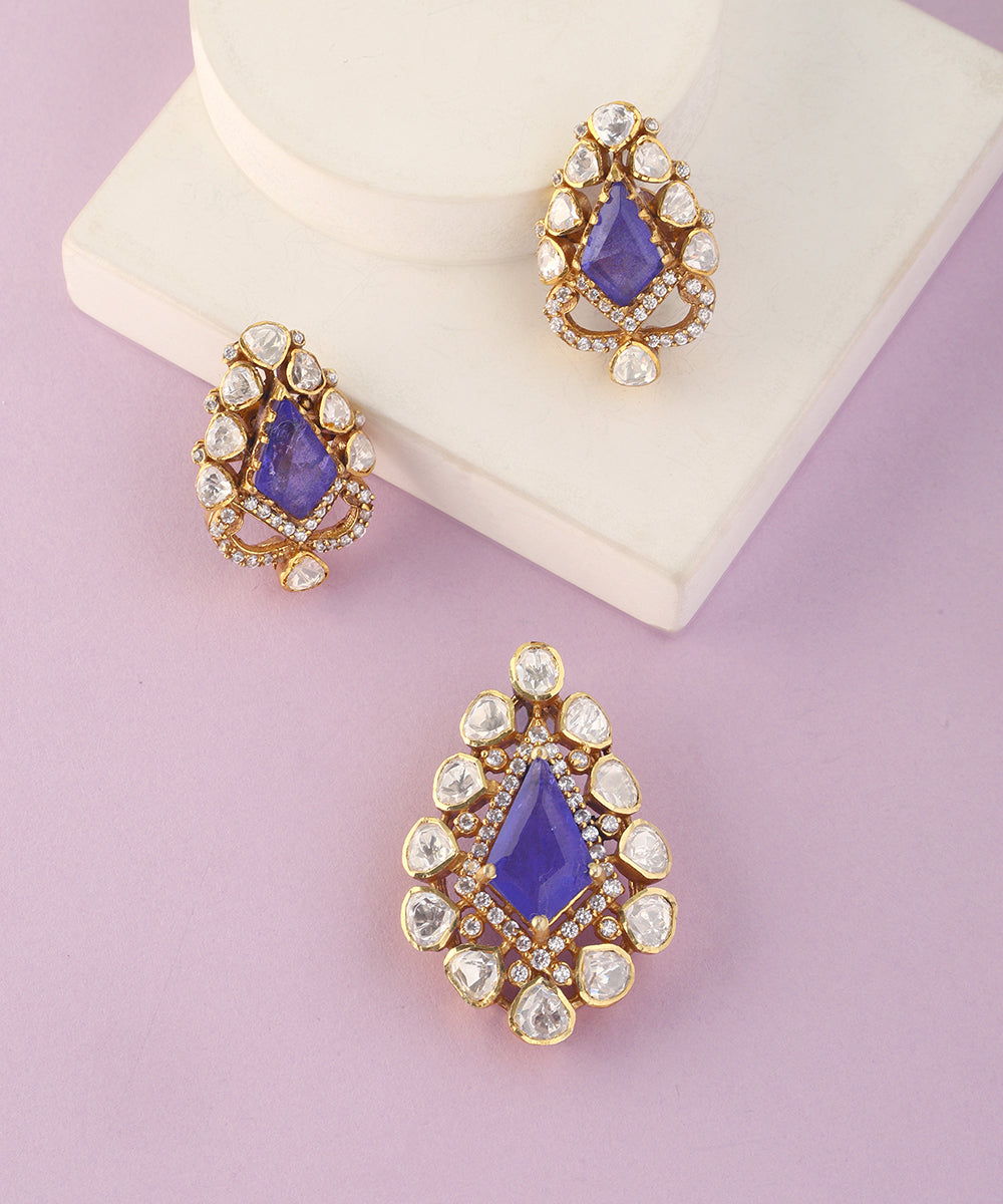 Delara_Handcrafted_Pure_Silver_Pendant_Set_With_Moissanite_WeaverStory_01