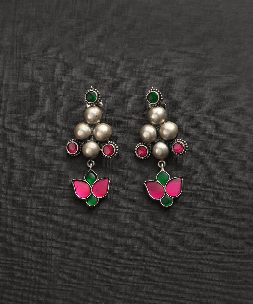 Prisha_Handcrafted_Oxidised_Pure_Silver_Earrings_With_Kundan_WeaverStory_02