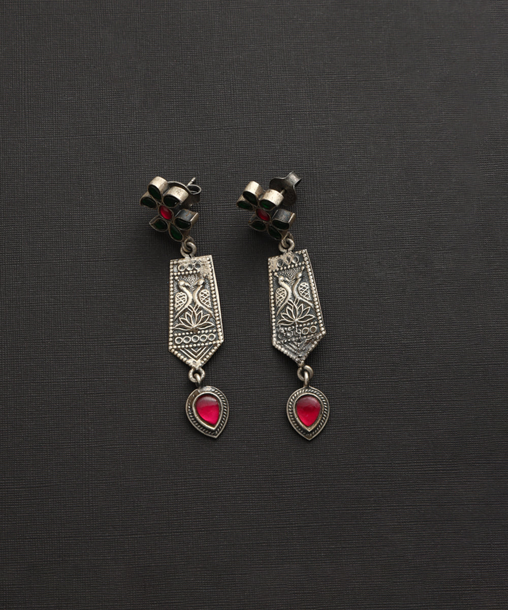 Pavel_Handcrafted_Oxidised_Pure_Silver_Earrings_With_Peacock_Motifs_WeaverStory_02