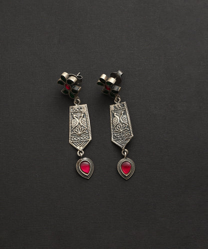 Pavel_Handcrafted_Oxidised_Pure_Silver_Earrings_With_Peacock_Motifs_WeaverStory_02