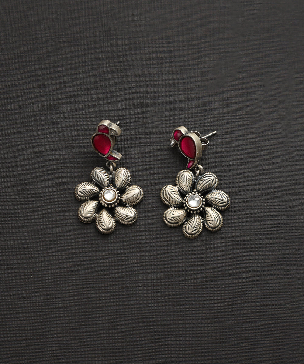 Jhumpa_Handcrafted_Oxidised_Pure_Silver_Kundan_Earrings_WeaverStory_02