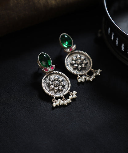 Montha_Handcrafted_Oxidised_Pure_Silver_Kundan_Earrings_WeaverStory_01