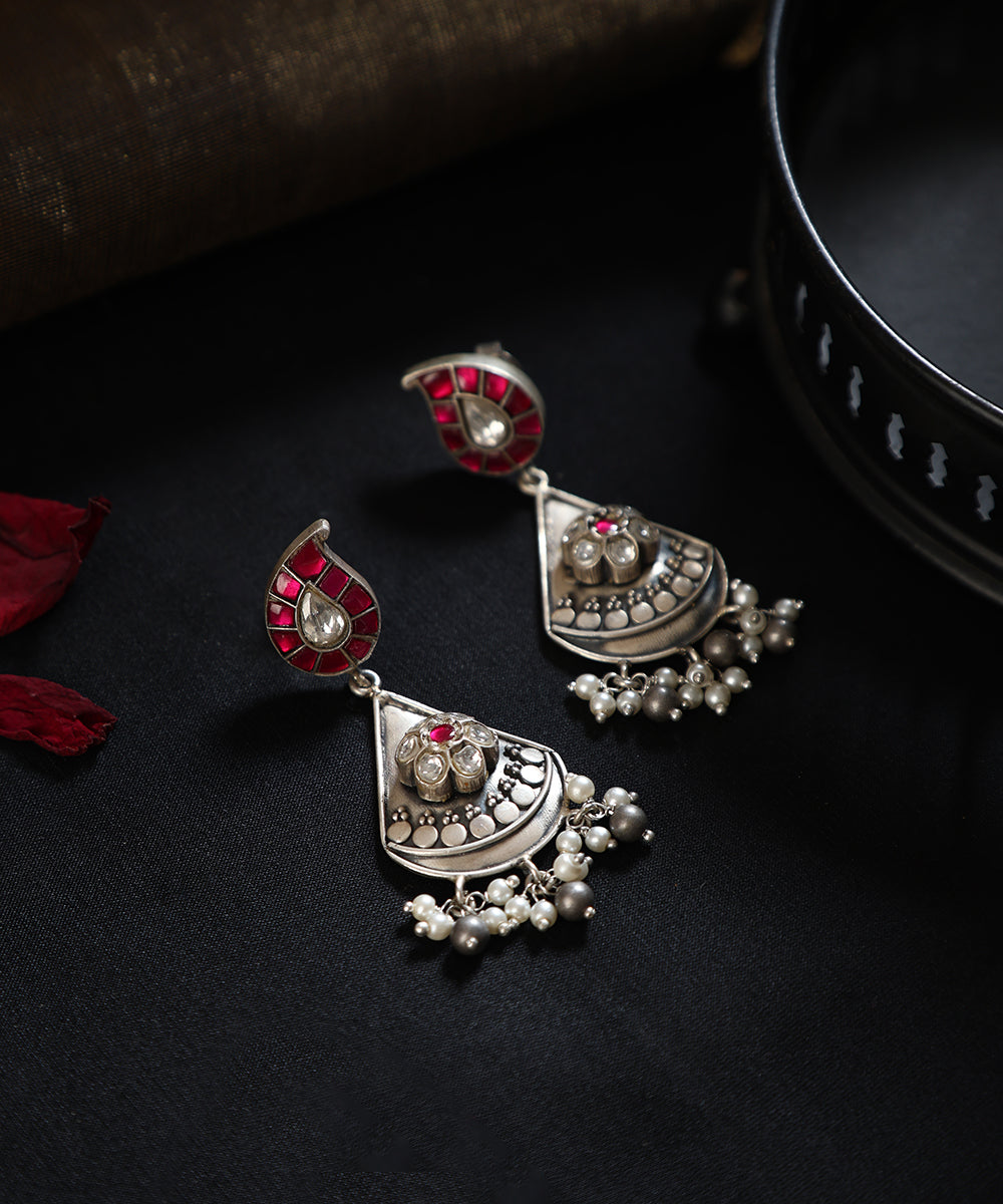 Chari_Handcrafted_Oxidised_Pure_Silver_Kundan_Earrings_With_Pearl_Hanging_WeaverStory_01