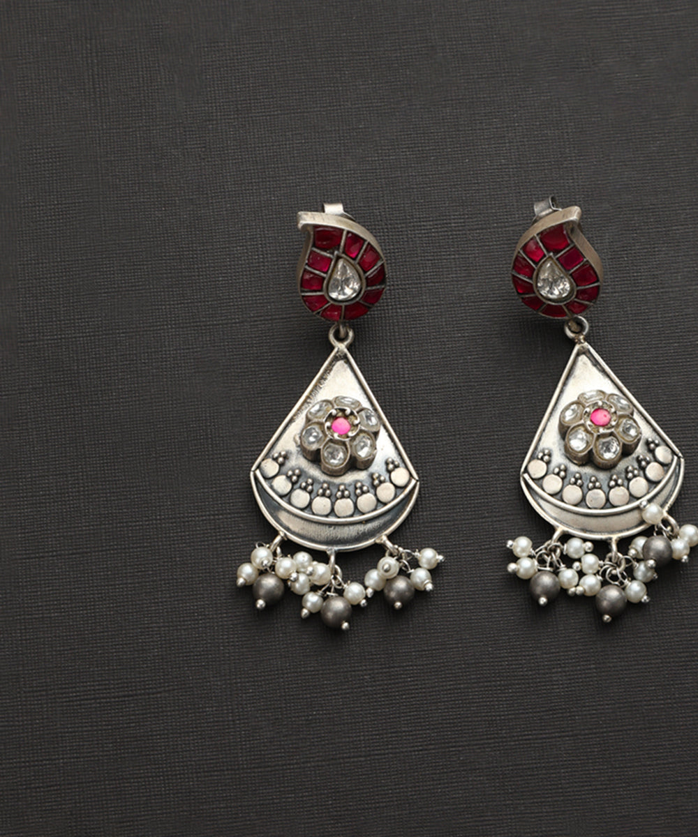 Chari_Handcrafted_Oxidised_Pure_Silver_Kundan_Earrings_With_Pearl_Hanging_WeaverStory_02