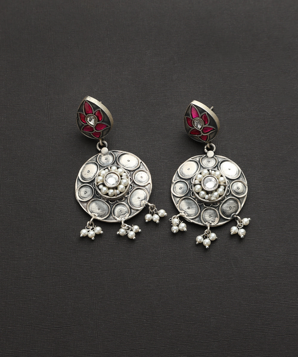 Salem_Handcrafted_Oxidised_Pure_Silver_Kundan_Earrings_With_Pearl_Hangings_WeaverStory_02