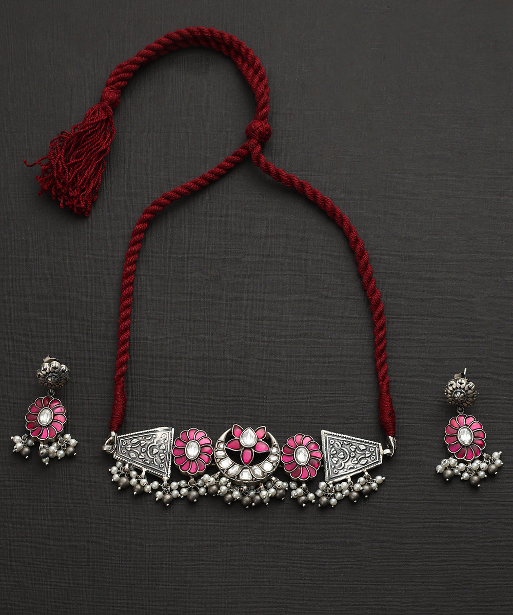 Moriah_Handcrafted_Pink_Oxidised_Pure_Silver_Kundan_Necklace_Set_WeaverStory_02