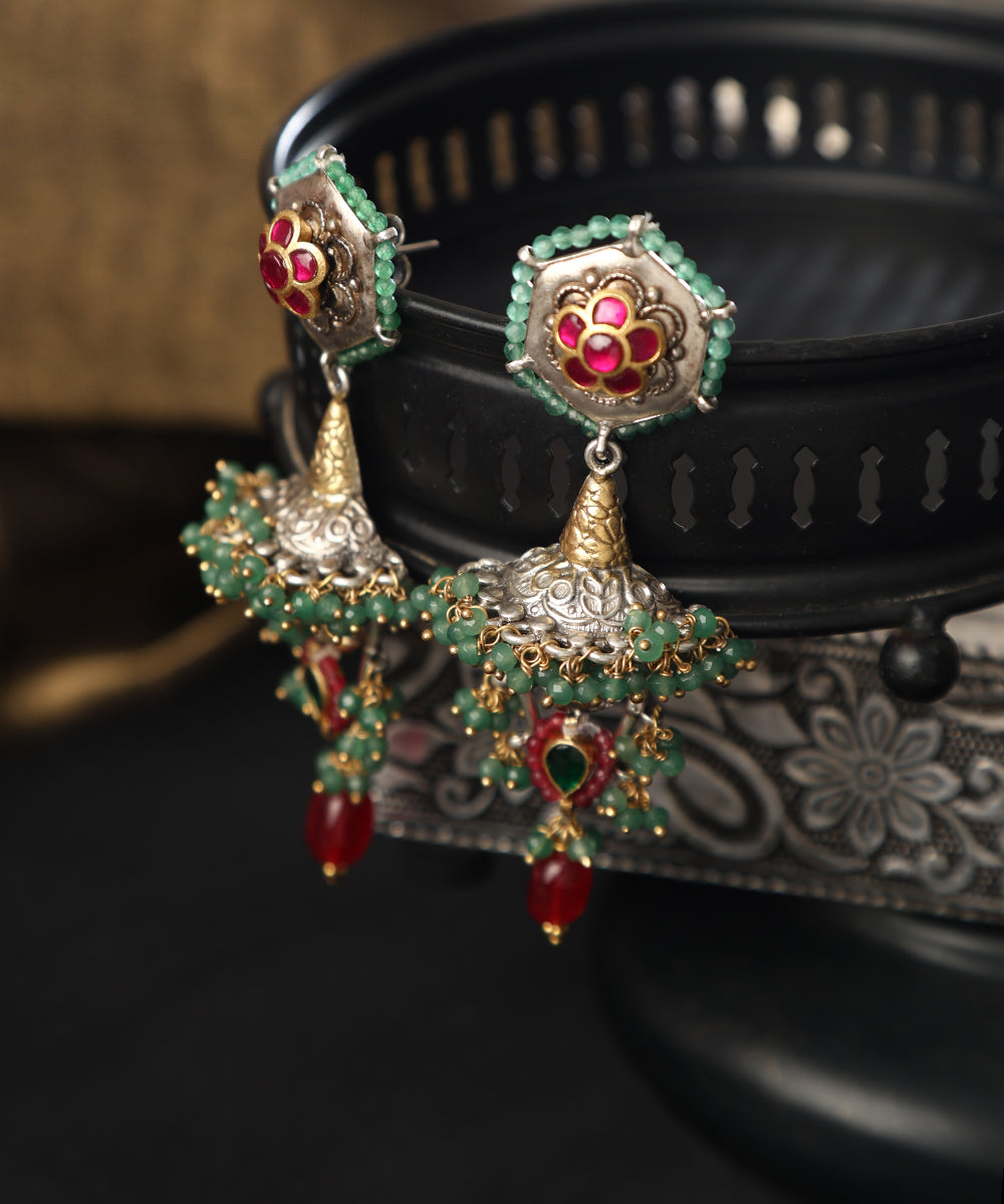 Moksh_Handcrafted_Oxidised_Pure_Silver_Kundan_Earrings_With_Green_Beads_WeaverStory_01