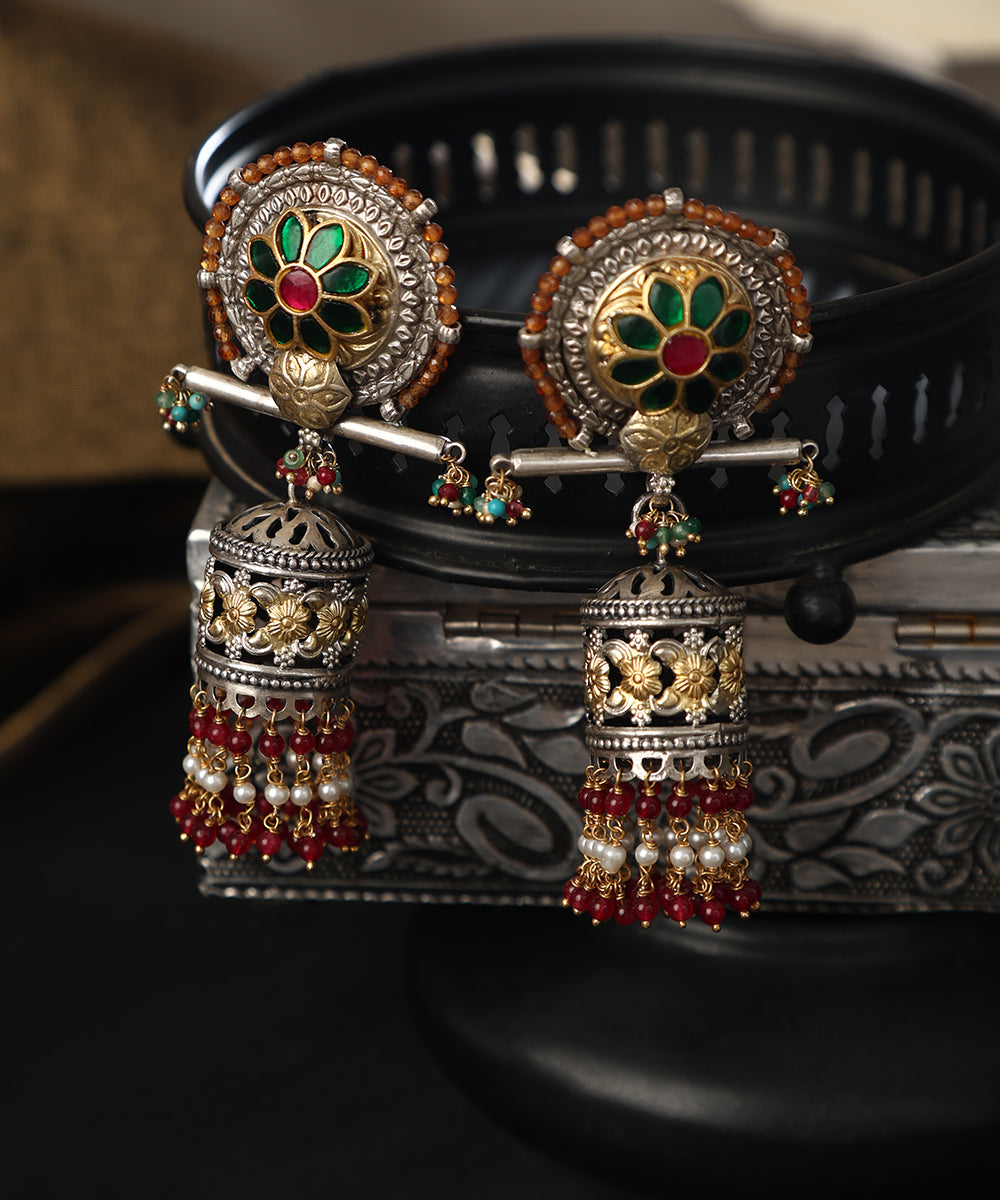 Vania_Handcrafted_Oxidised_Pure_Silver_Kundan_Earrings_Earrings_With_Maroon_Pearls_WeaverStory_01