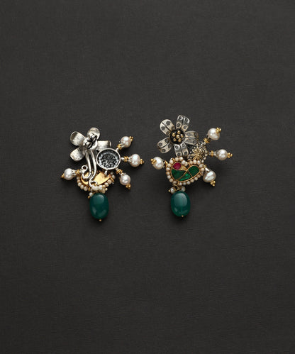 Meer_Handcrafted_Oxidised_Pure_Silver_Kundan_Earrings_With_Floral_Motif_WeaverStory_03