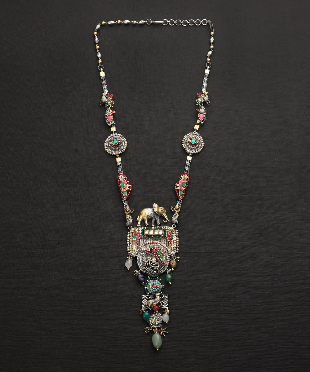 Praneel_Handcrafted_Oxidised_Pure_Silver_Kundan_Necklace_With_Animal_Motif_WeaverStory_02