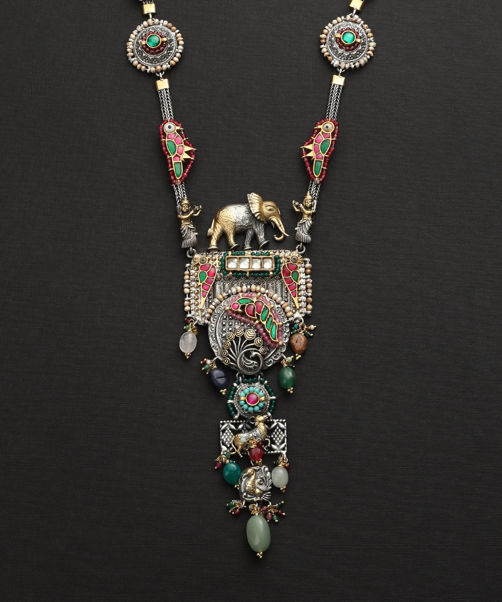 Praneel_Handcrafted_Oxidised_Pure_Silver_Kundan_Necklace_With_Animal_Motif_WeaverStory_03