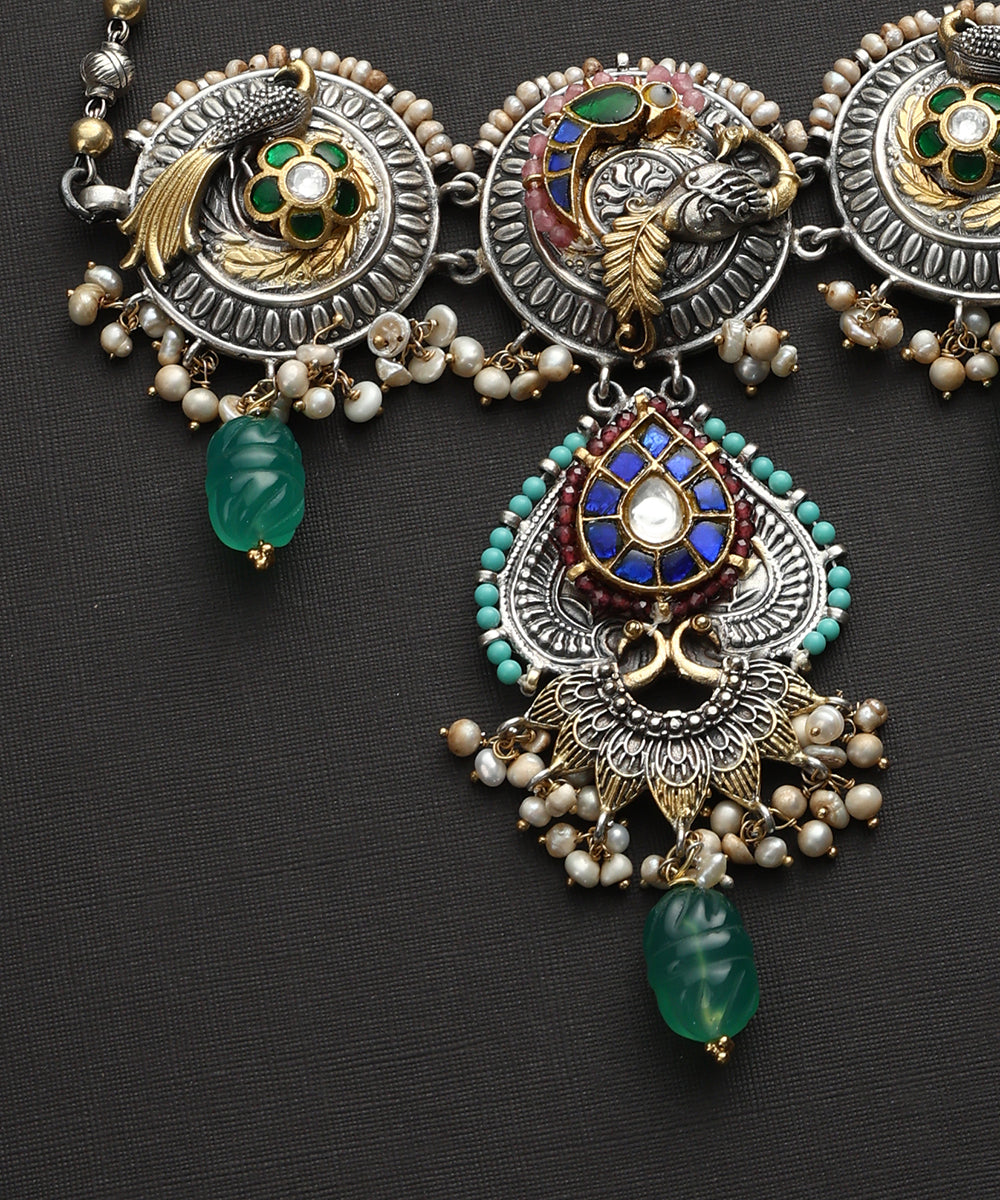 Nayana_Handcrafted_Oxidised_Pure_Silver_Kundan_Necklace_With_Peacock_Motif_WeaverStory_03