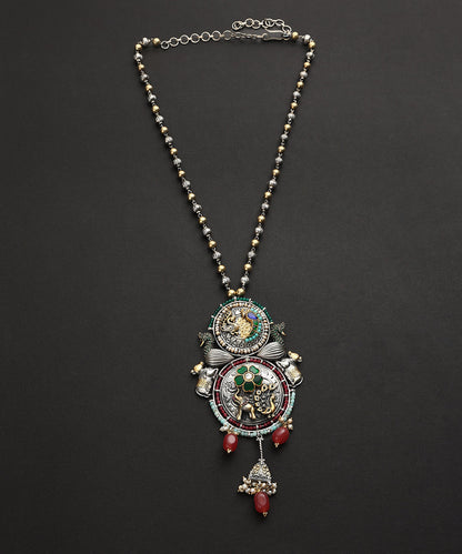 Pragya_Handcrafted_Oxidised_Pure_Silver_Kundan_Necklace_With_Peacock_WeaverStory_02