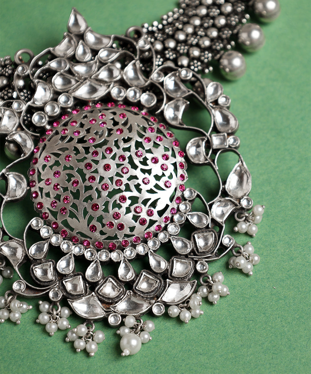 Ijaz_Handcrafted_Oxidised_Pure_Silver_Necklace_With_Kundan_WeaverStory_02