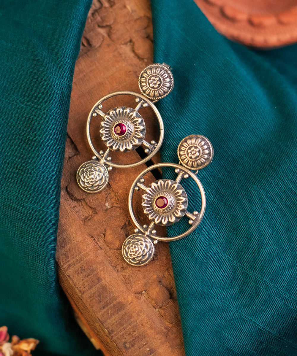 Nanda_Handcrafted_Oxidised_Pure_Silver_Earrings_with_Kempstones_WeaverStory_01