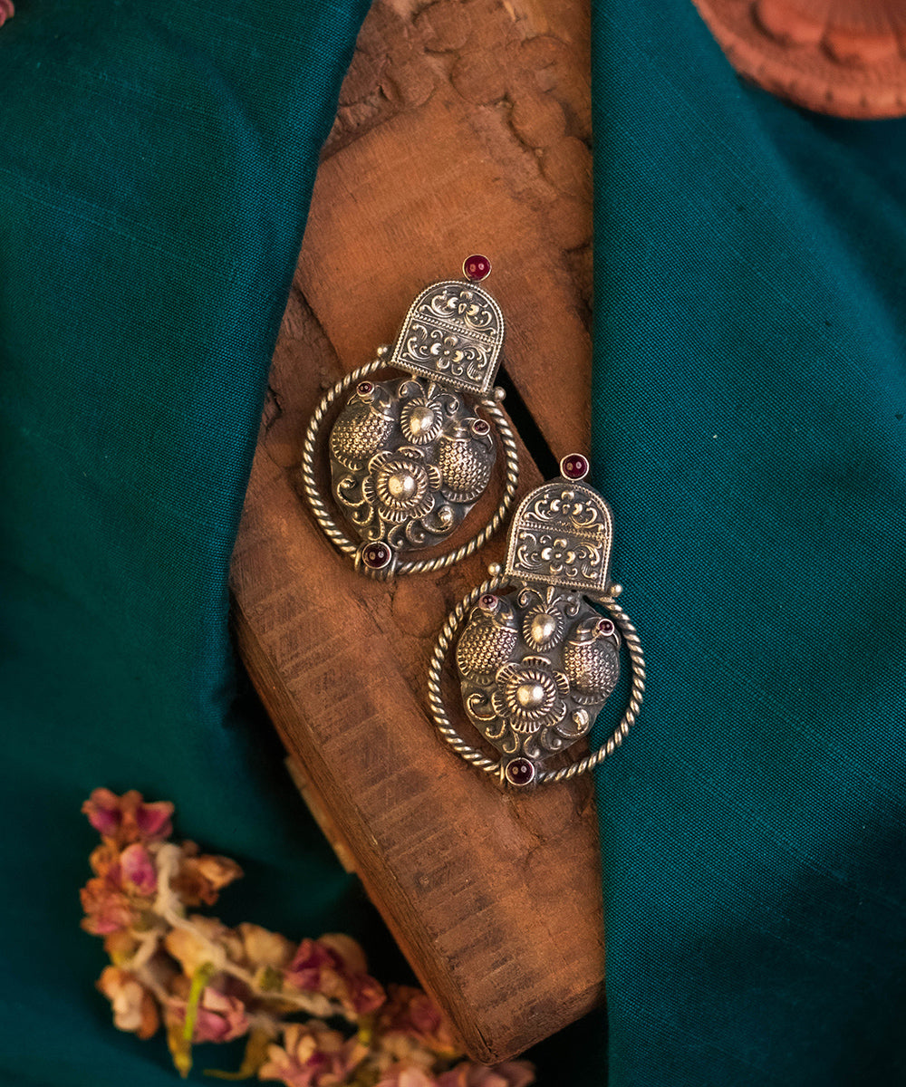 Vamil_Handcrafted_Oxidised_Pure_Silver_Earings_With_Kempstones_WeaverStory_01