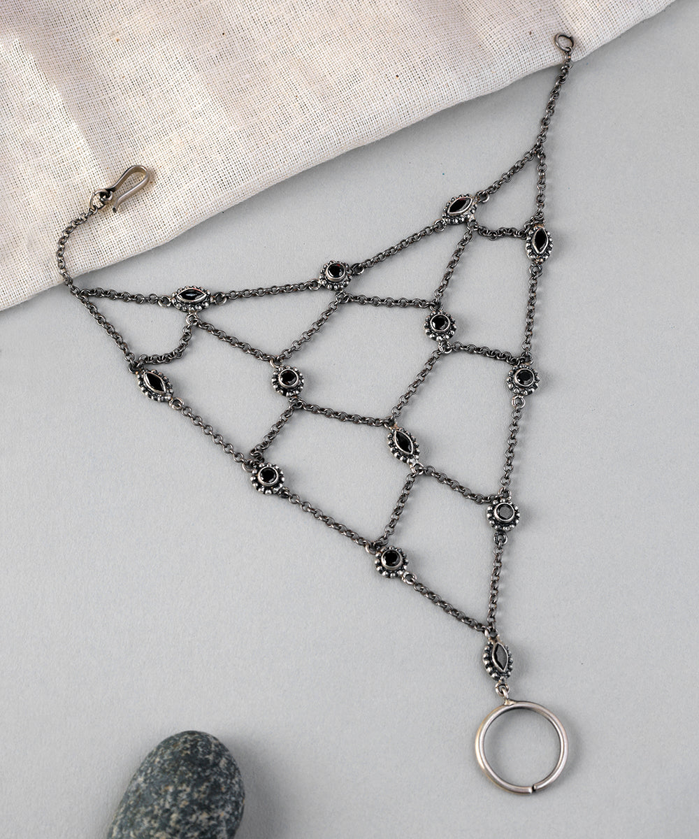 Rishvika_Handcrafted_Oxidised_Pure_Silver_Bracelet_With_Onyx_WeaverStory_01