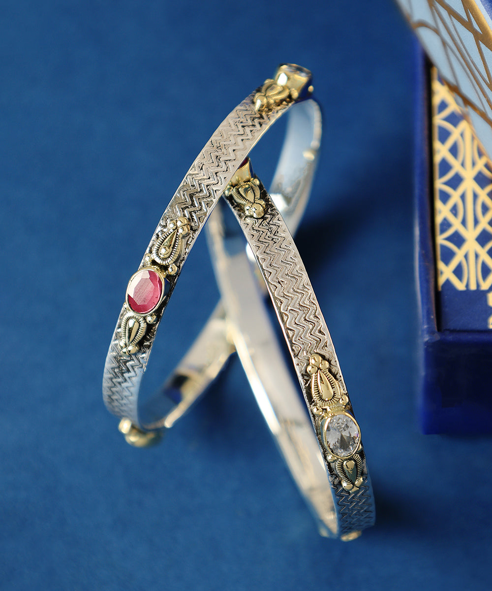 Titiksha_Handcrafted_Oxidised_Pure_Silver_Bangles_WeaverStory_01