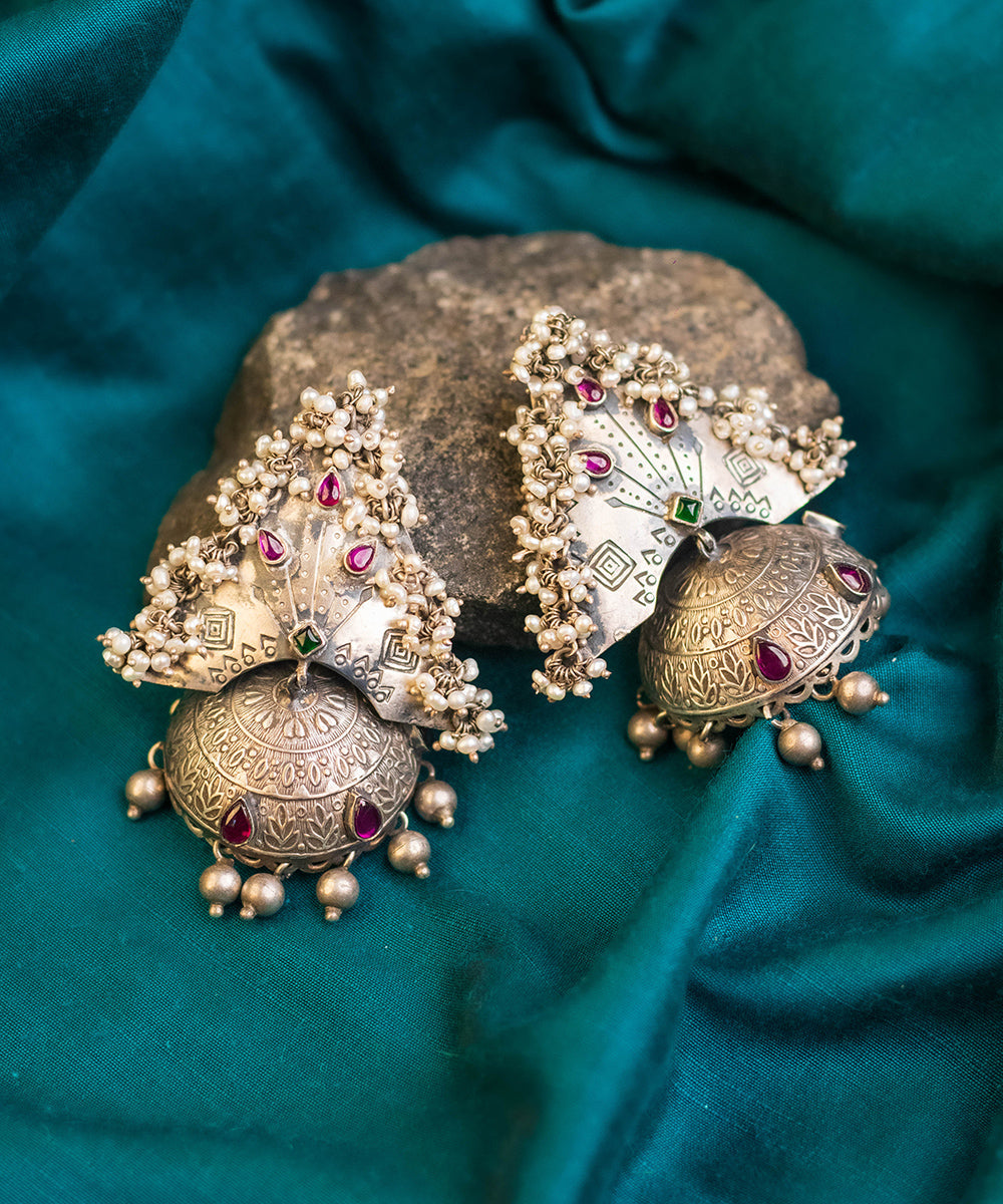 Yosana_Handcrafted_Oxidised_Pure_Silver_Earrings_With_Kempstones_and_Pearls_WeaverStory_01