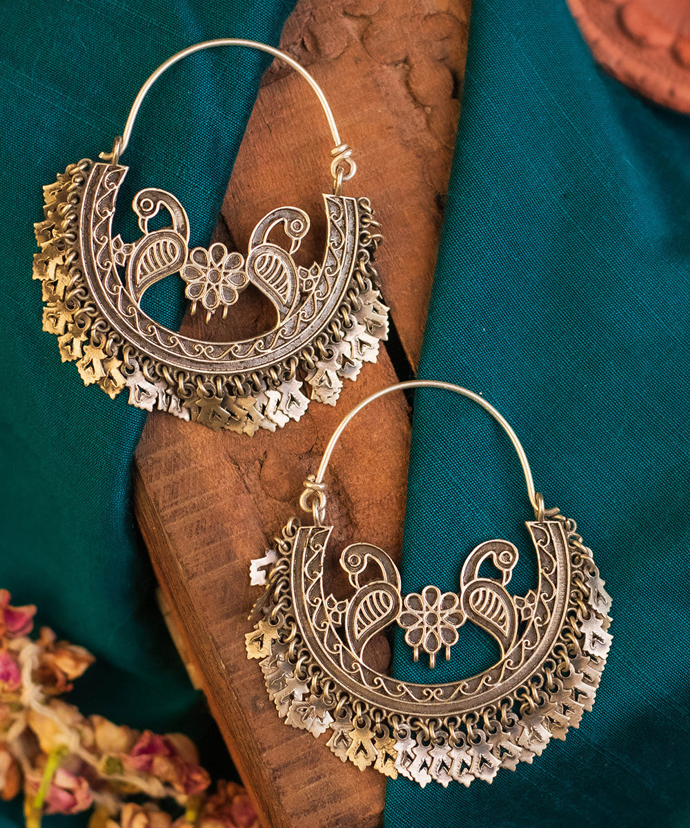 Jithya_Handcrafted_Pure_Silver_Earrings_WeaverStory_01