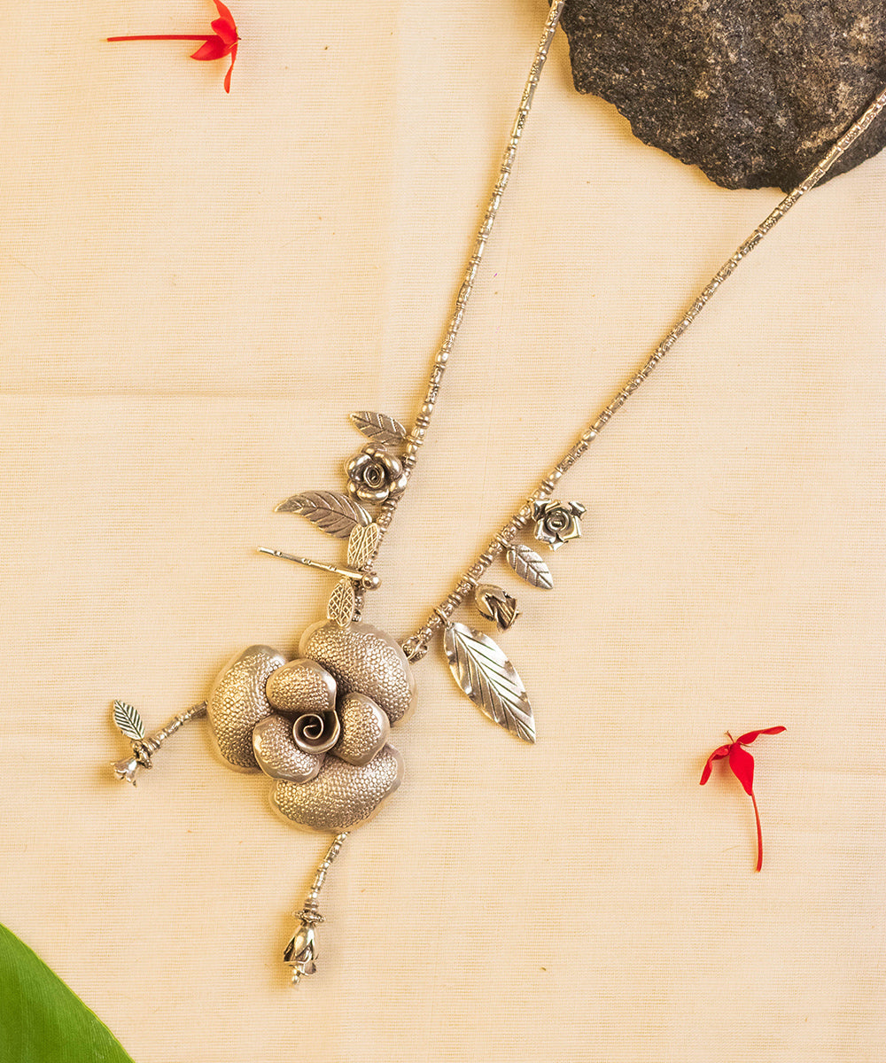 Siara_Handcrafted_Pure_Silver_Necklace_WeaverStory_01