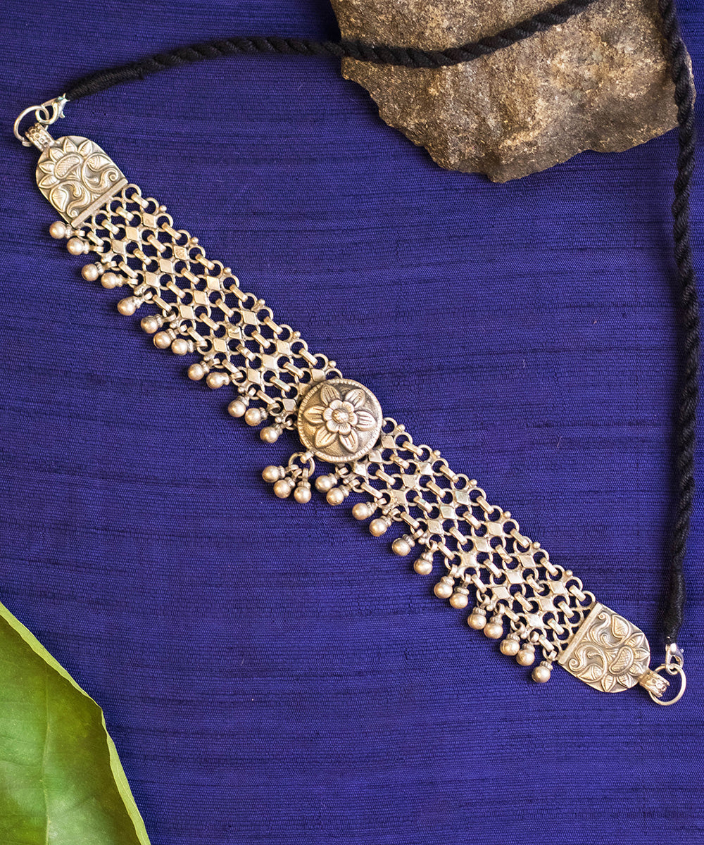 Zalak_Handcrafted_Pure_Silver_Necklace_WeaverStory_01