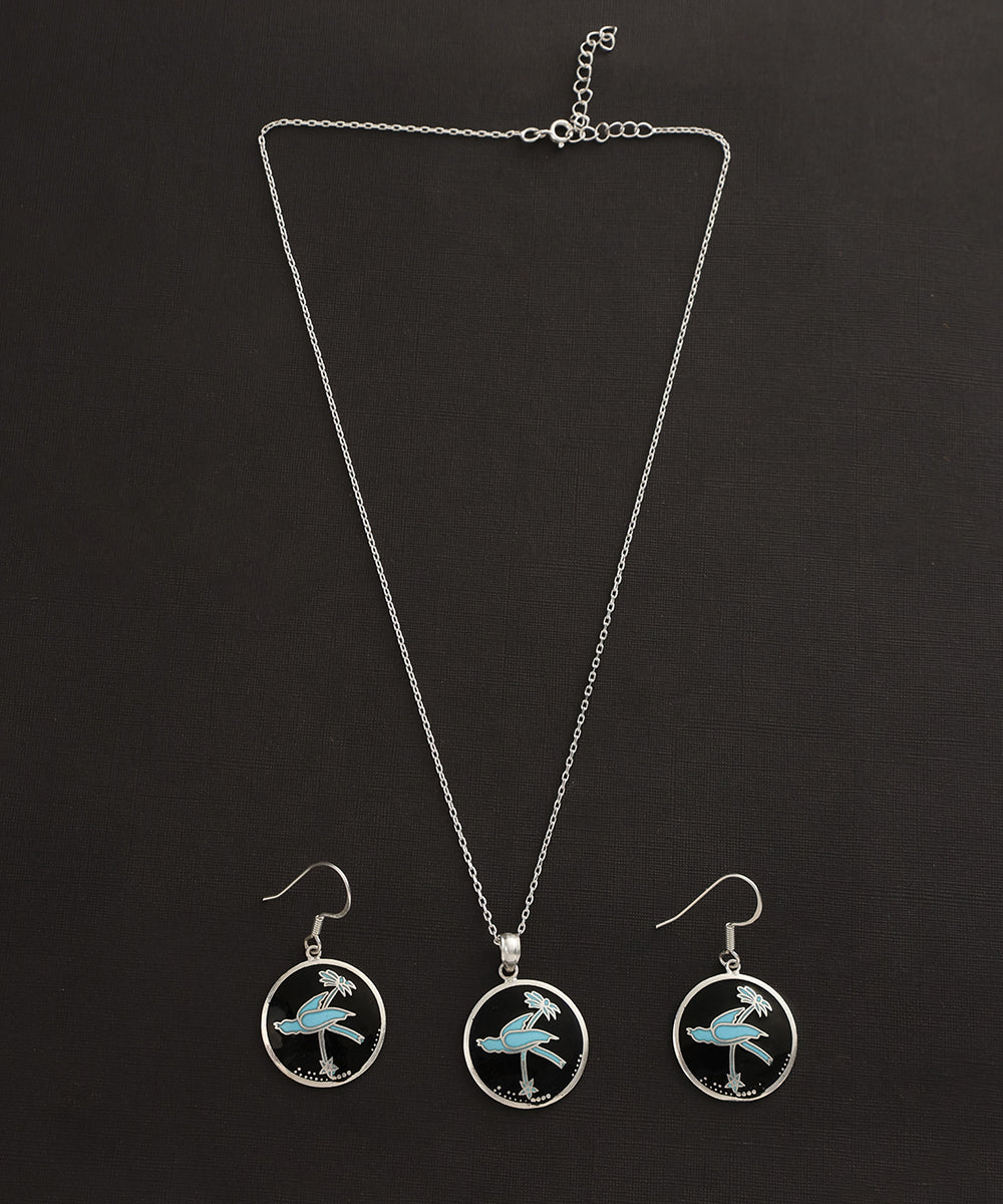 Gadin_Blue_Handcrafted_Pure_Silver_Meenakari_Pendant_And_Earrings_Set_WeaverStory_02