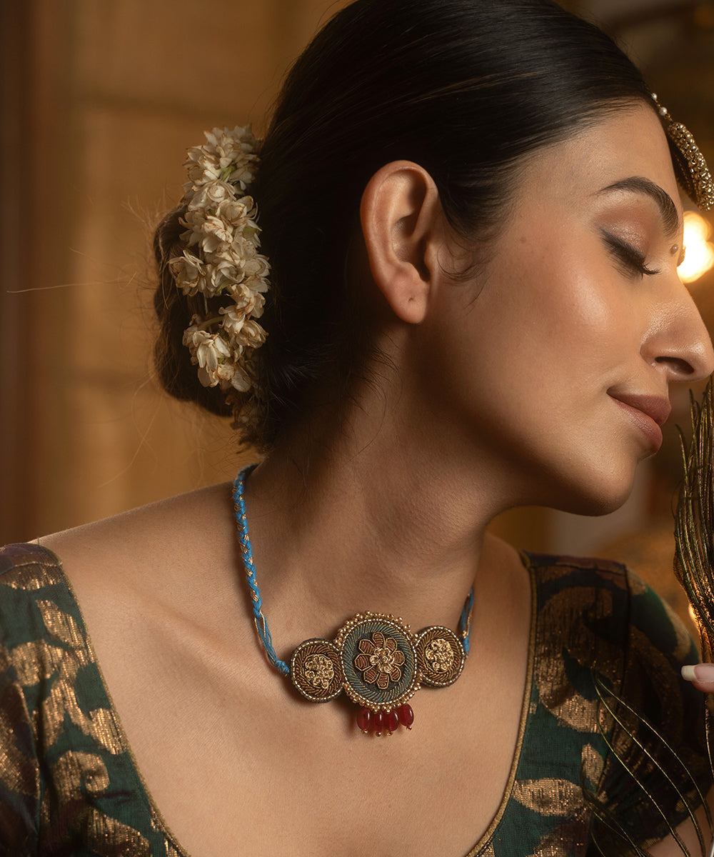 Zardoz_Rani_Choker_Hand_Embroidered_WeaverStory_03