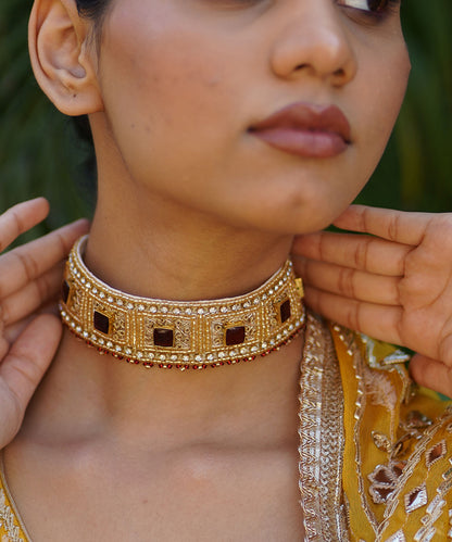 Indira_Hand_Embroidered_Choker_WeaverStory_02