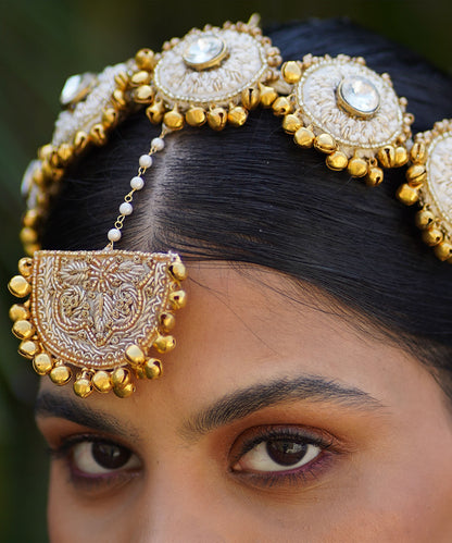 Artisanal_Zari_&amp;_Bead_Embroidered_Statement_Maang_Tikka_WeaverStory_02