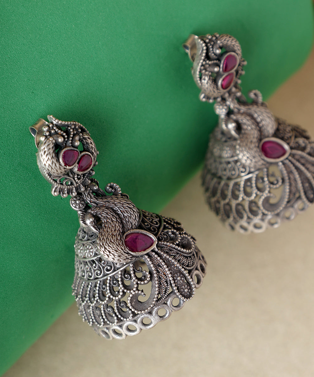 Jeeva_Handcrafted_Oxidised_Pure_Silver_Earrings_With_Kundan_And_Peacock_Motifs_WeaverStory_02