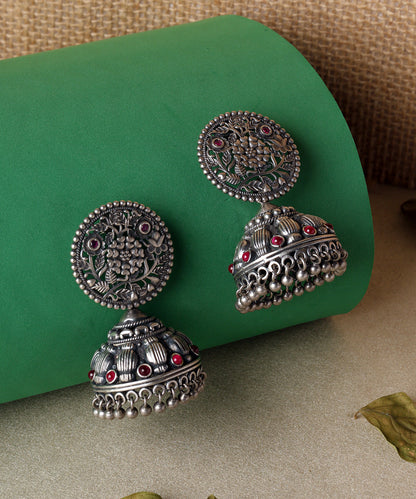 Jivika_Handcrafted_Oxidised_Pure_Silver_Jhumka_With_Kempstones_WeaverStory_01