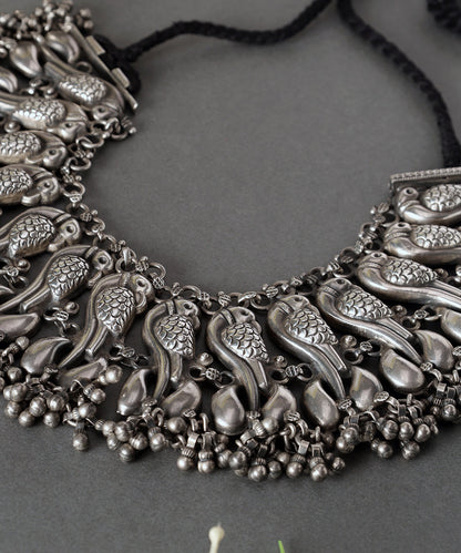 Avya_Handcrafted_Oxidised_Pure_Silver_Necklace_With_Parrot_Motifs_WeaverStory_02