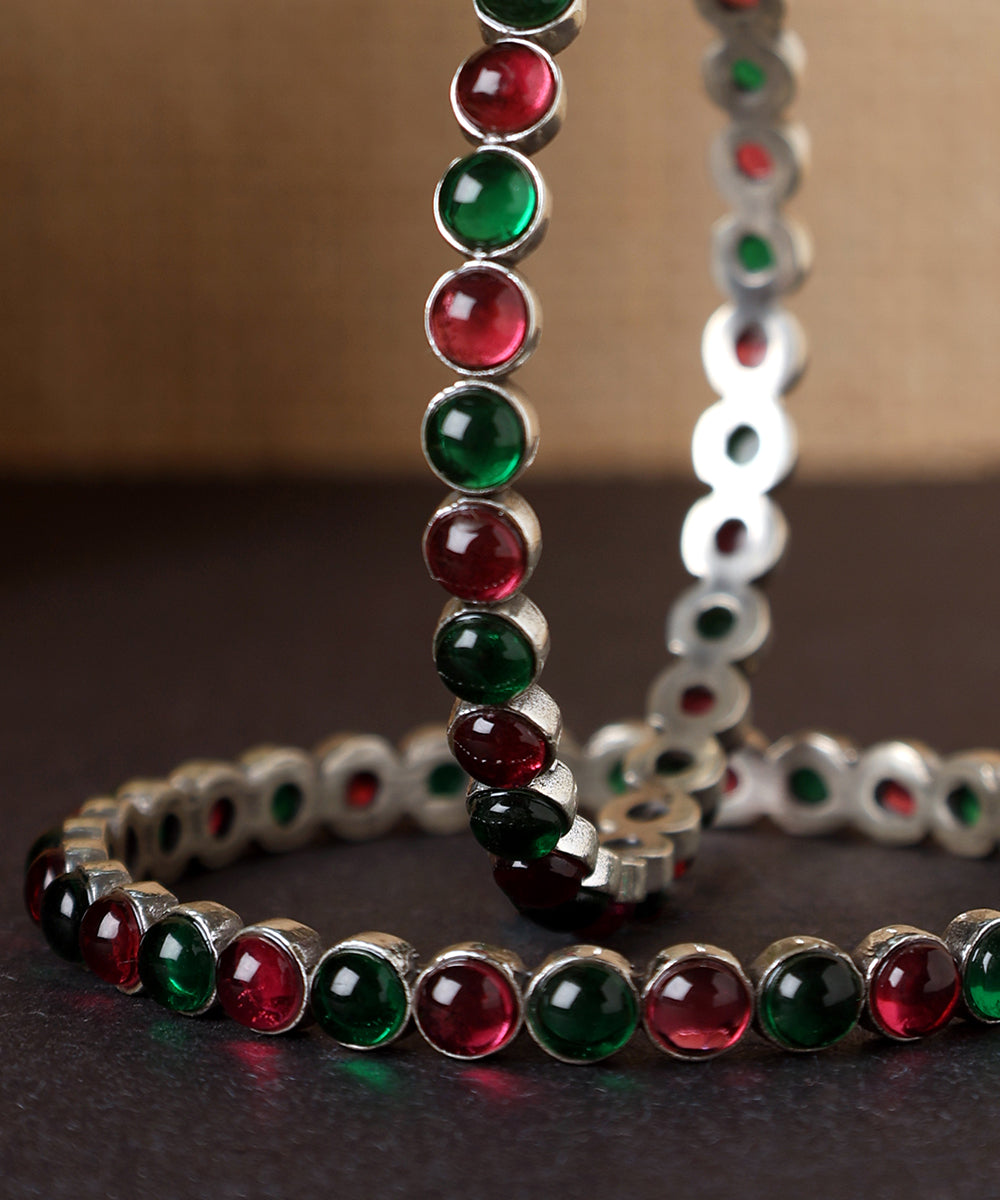 Ikshita_Handcrafted_Red_And_Green_Oxidised_Pure_Silver_Bangles_WeaverStory_02