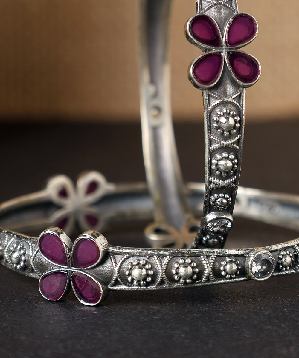 Meehika Handcrafted Oxidised Pure Silver Bangles With Ruby – WeaverStory