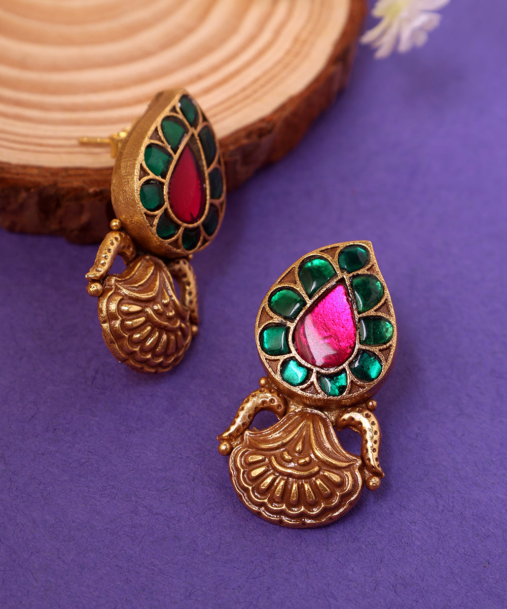 Dharini_Handcrafted_Pure_Silver_Earrings_With_Kundan_WeaverStory_02