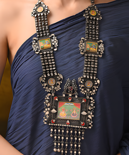 Deepti_Handpainted_Tribal_Pure_Silver_Necklace_WeaverStory_02