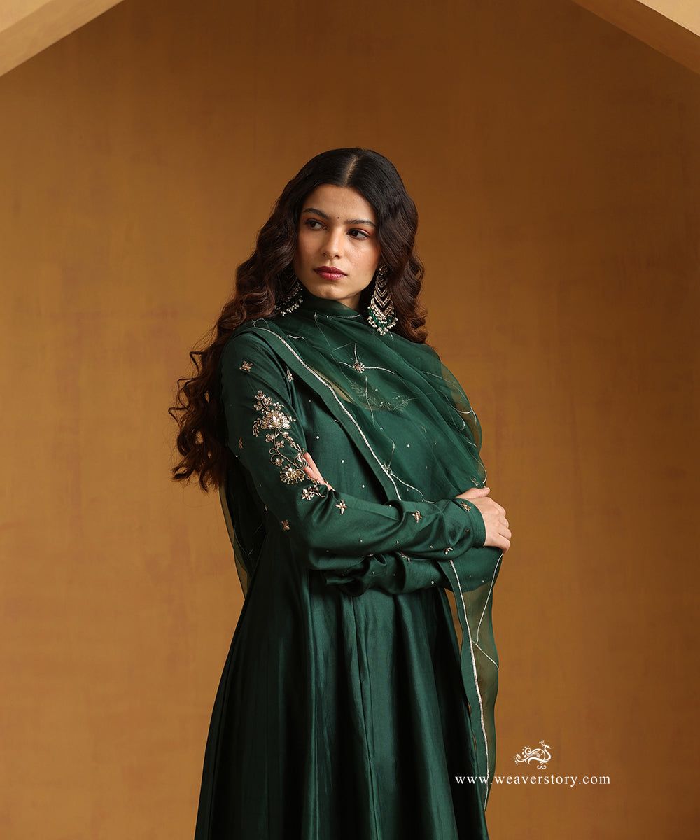 Bottle_Green_Hand_Embroidered_Chanderi_Anarkali_Kurta_With_Pants_And_Organza_Dupatta_WeaverStory_02