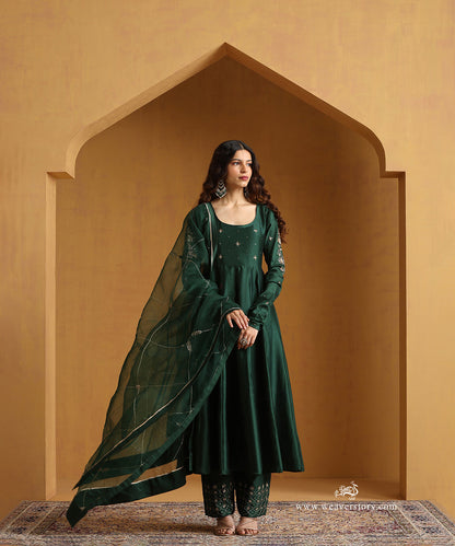 Bottle_Green_Hand_Embroidered_Chanderi_Anarkali_Kurta_With_Pants_And_Organza_Dupatta_WeaverStory_05