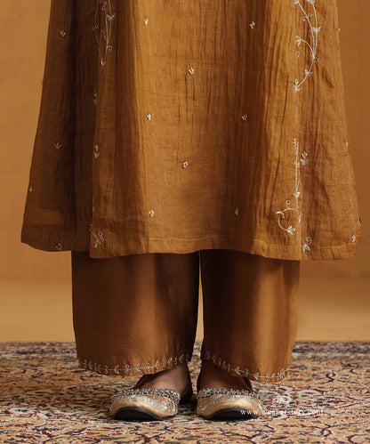 Mustard_Yellow_Hand_Embroidered_Cotton_Tissue_Side_Kali_Kurta_With_Pants_And_Organza_Dupatta_WeaverStory_06