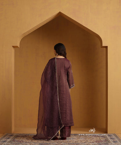 Dark_Plum_Hand_Embroidered_Cotton_Tissue_Kurta_With_Chanderi_Pants_And_Organza_Dupatta_WeaverStory_04