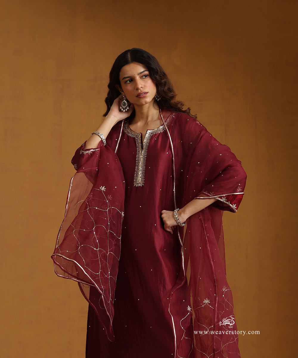 Red_Hand_Embroidered_Chanderi_Kurta_With_Striped_Chanderi_Pants_And_Organza_Dupatta_WeaverStory_02