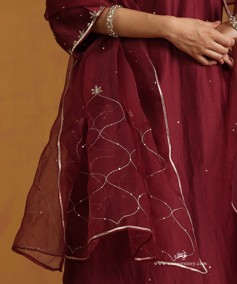 Red_Hand_Embroidered_Chanderi_Kurta_With_Striped_Chanderi_Pants_And_Organza_Dupatta_WeaverStory_05